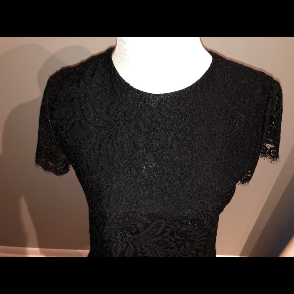Worn once Nicole Miller artelier lace shirt - Picture 2 of 8
